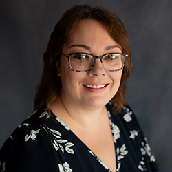 Sara-Unser_250x250